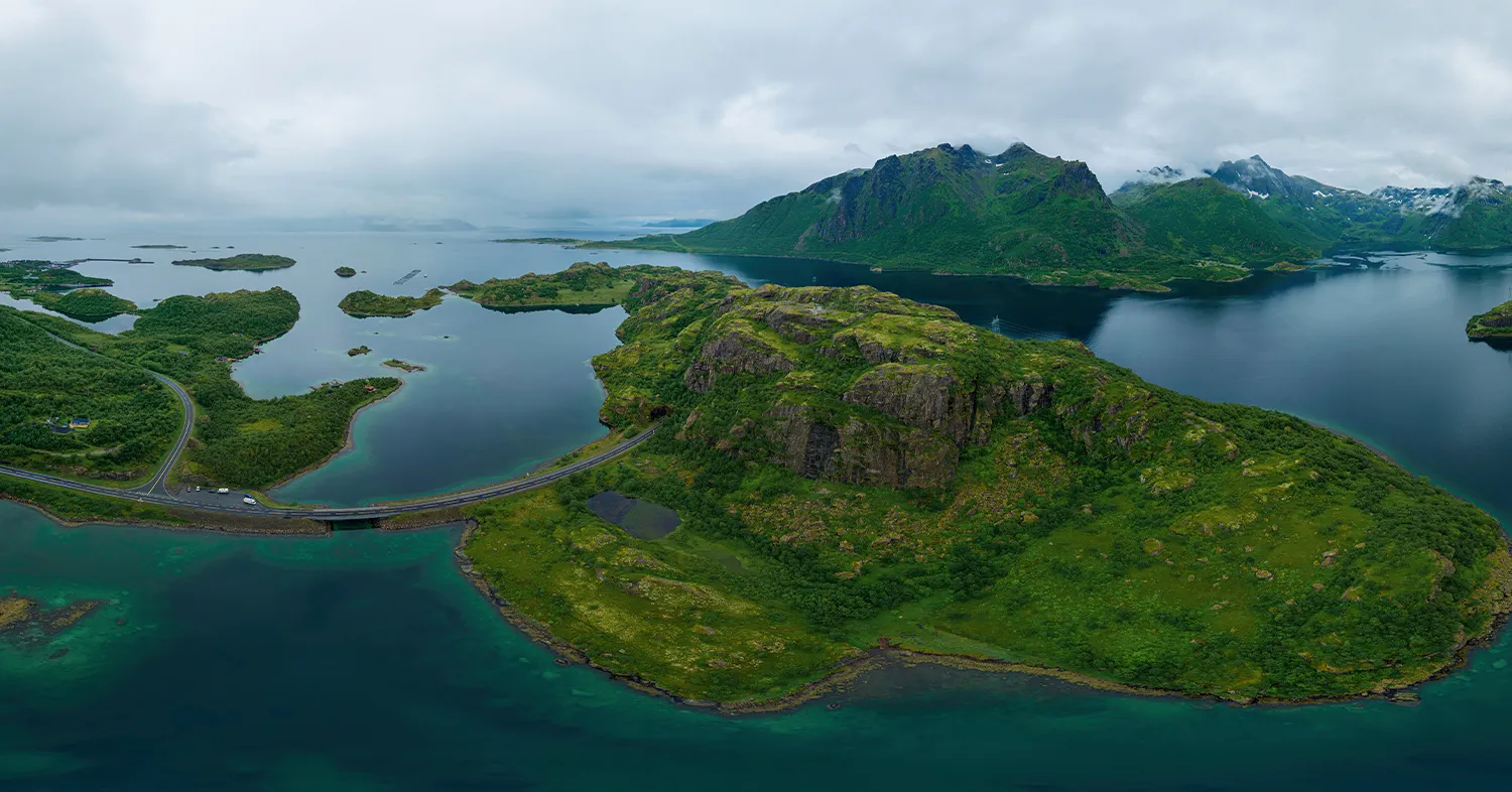 Preview image of a 360° photograph of fjords and mountains, Lofoten, Norway