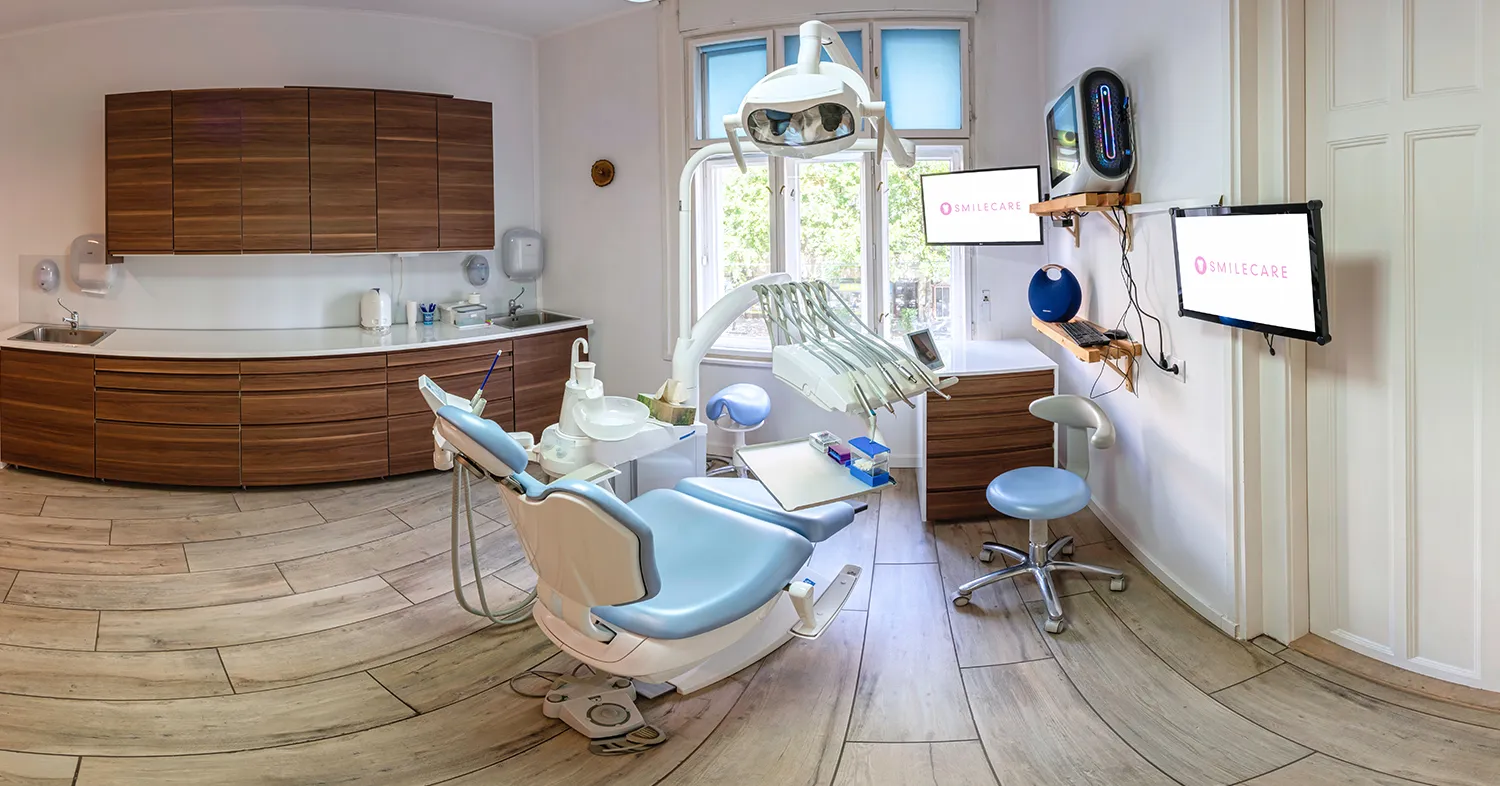 Preview image of the SmileCare dental clinic virtual tour, Budapest, Hungary