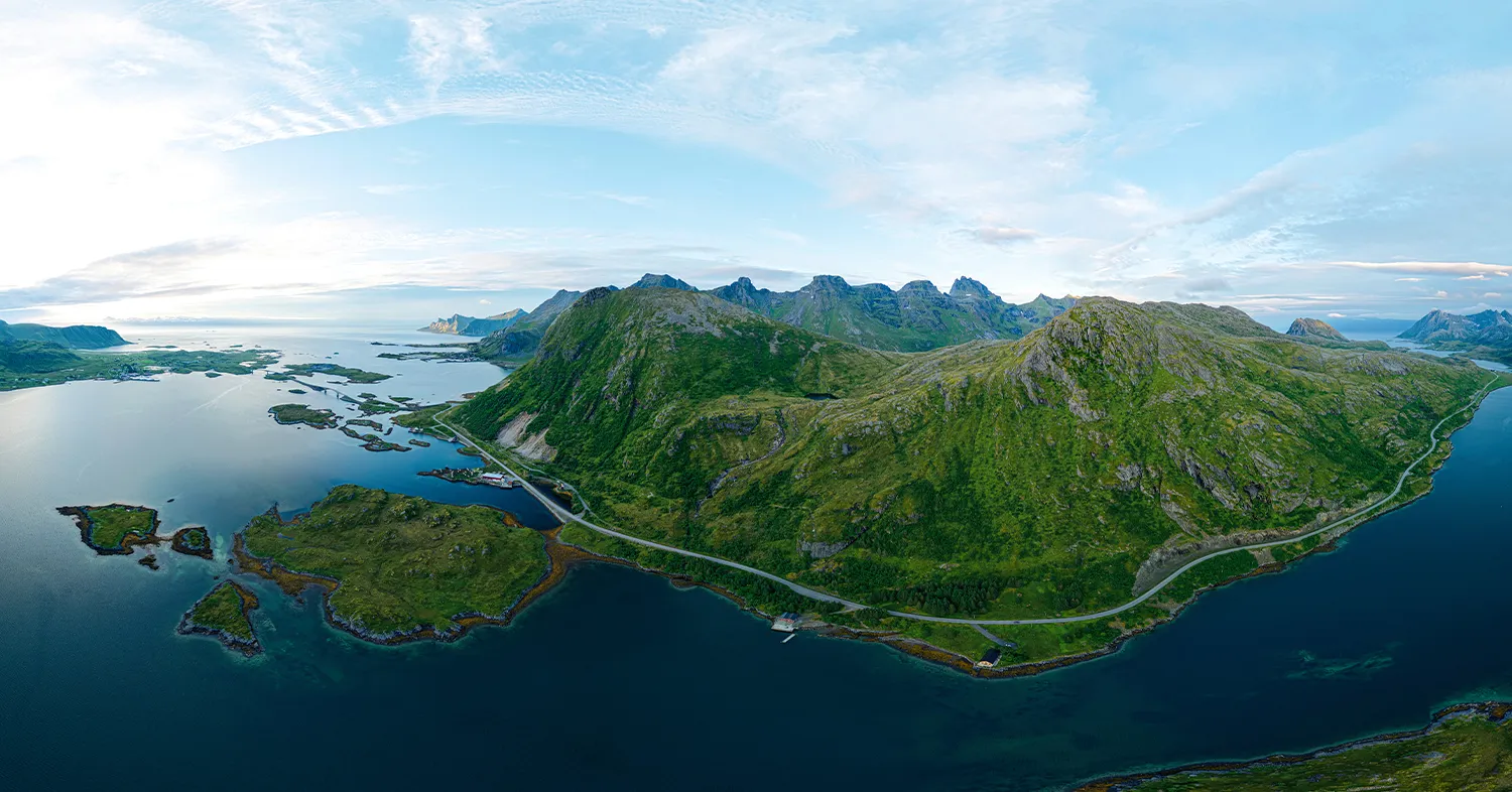 Preview image of a 360° photograph of a dawn with soft morning light, Lofoten, Norway